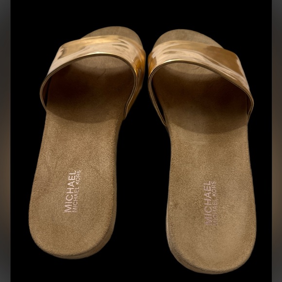 Michael Kors “Soft Pink” metallic slides- size 7M - Picture 6 of 11